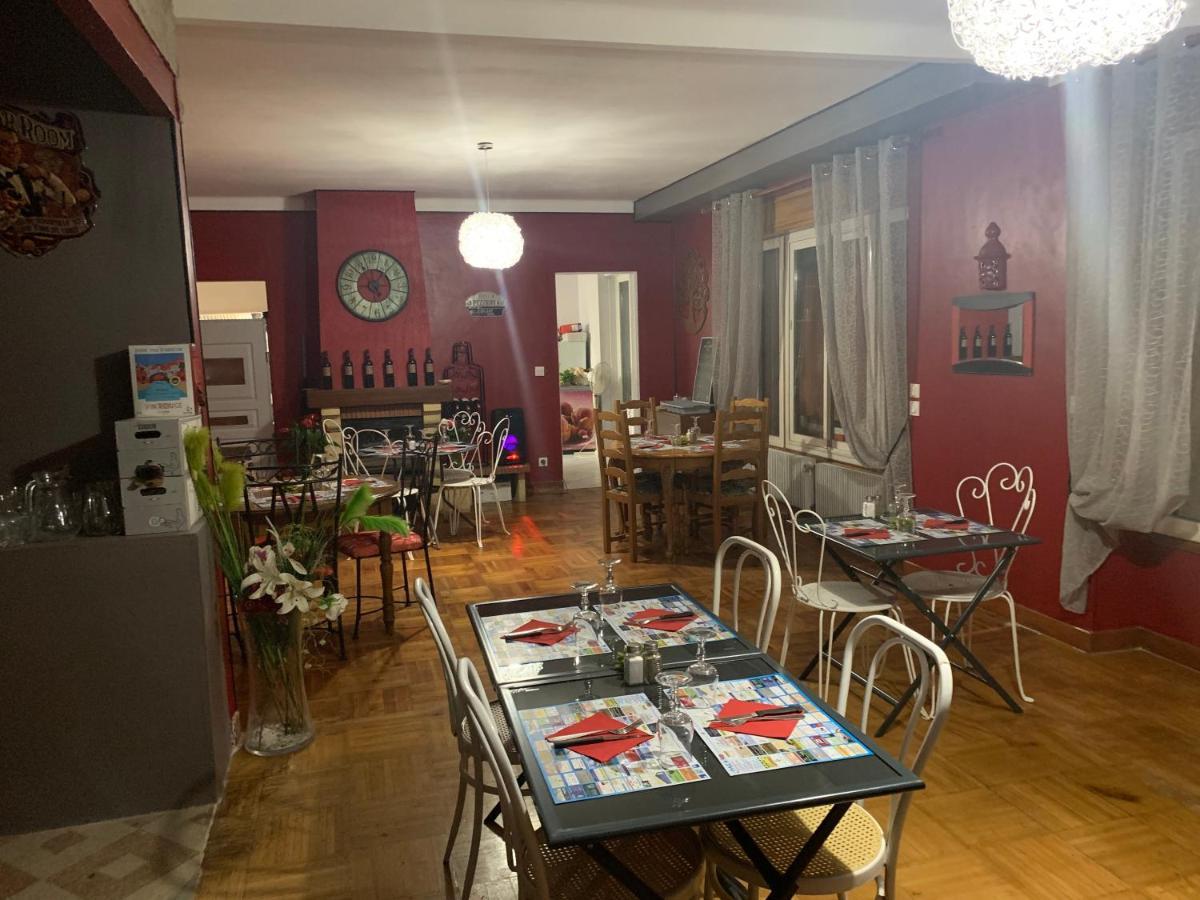 Готель Le Jardin D Ines Esperaza Екстер'єр фото